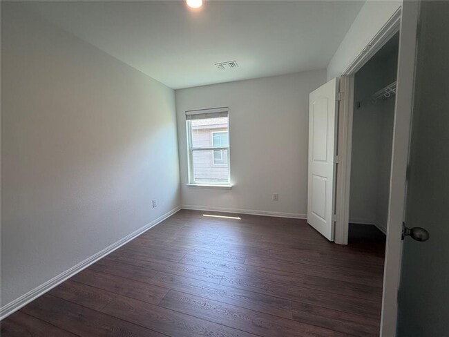 Building Photo - 18300 Speculator Ln