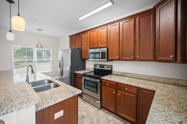 Building Photo - 24379 Sailfish Ln