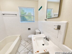 Building Photo - 766 Edgebrook Ln