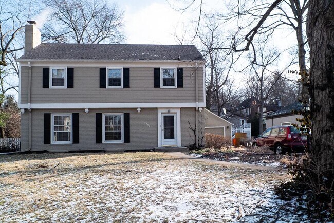 Building Photo - 5301 Graceland Ave