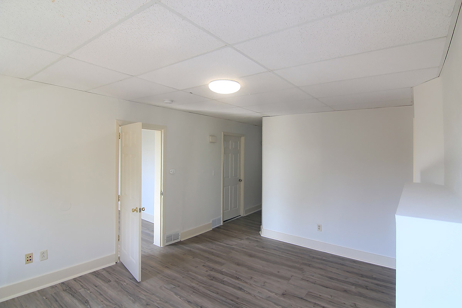 Building Photo - 431 Rebecca Ave