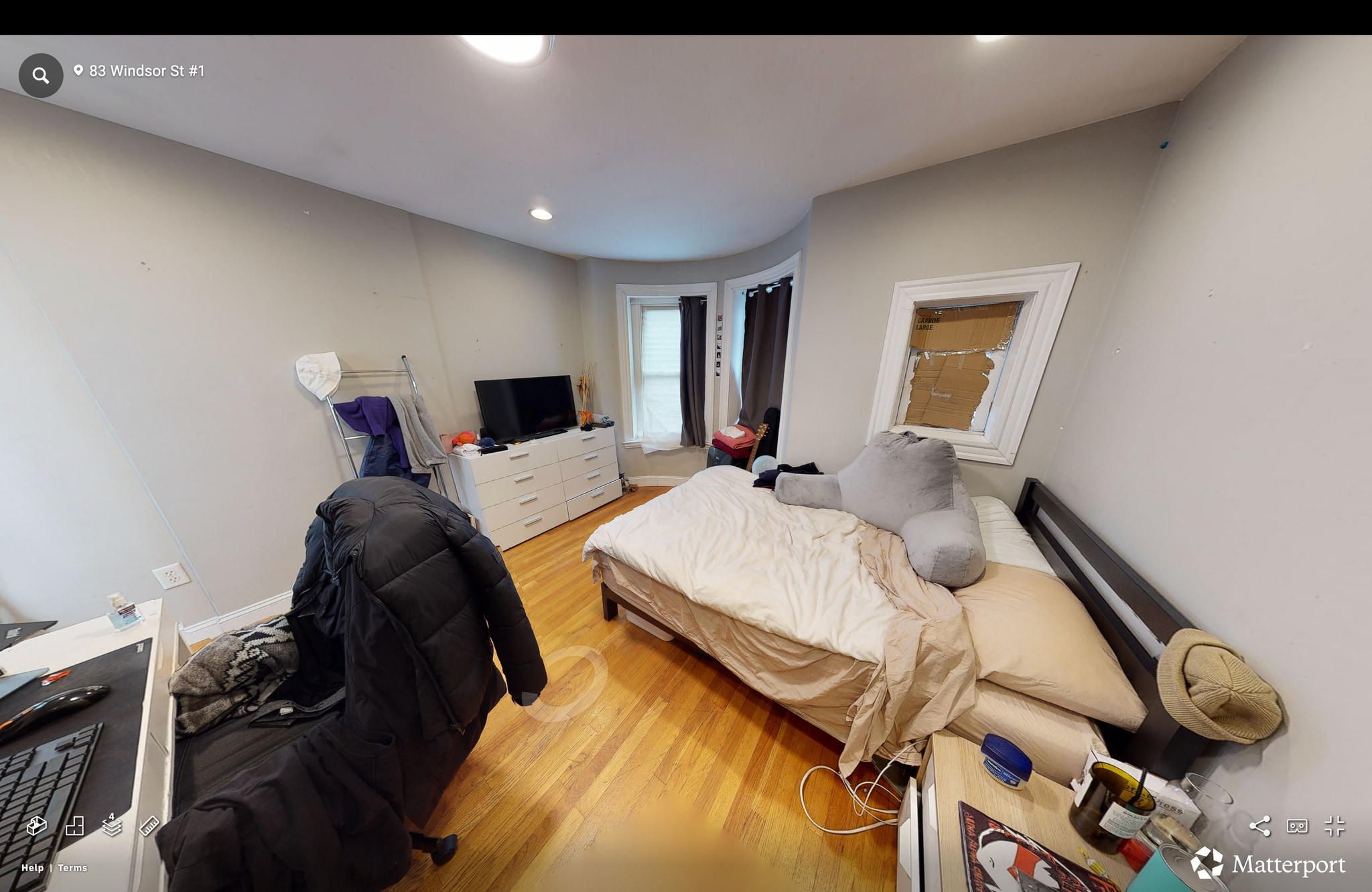 Building Photo - 83 Windsor St