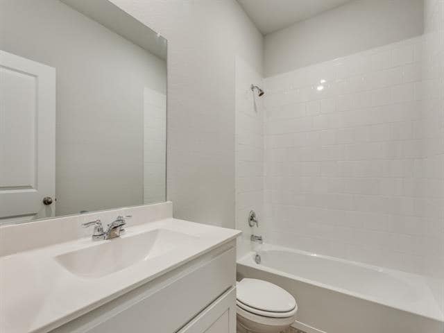 Building Photo - 8524 Big Apple Dr