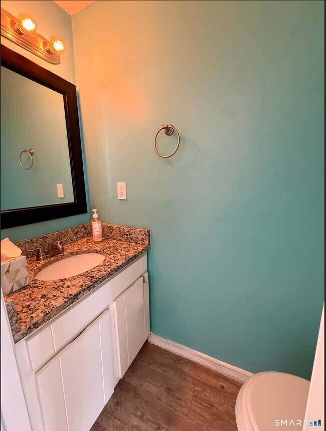 Building Photo - 39 Horton Hill Rd