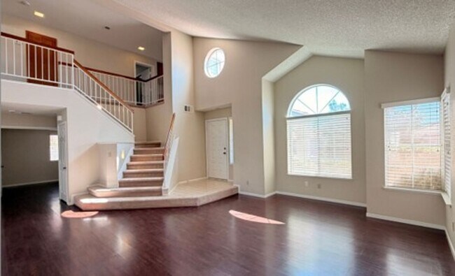 Building Photo - FABULOUSLY CLEAN AND CHARMING HOME IN THE LAKES COMMUNITY OF SOUTHWEST LAS VEGAS