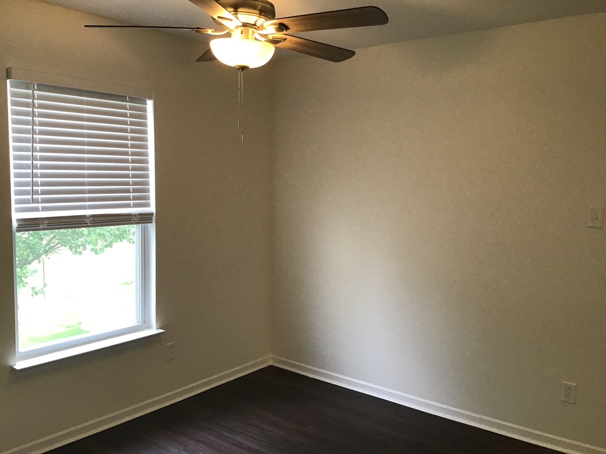 Building Photo - 9318 W Rising Sun Dr