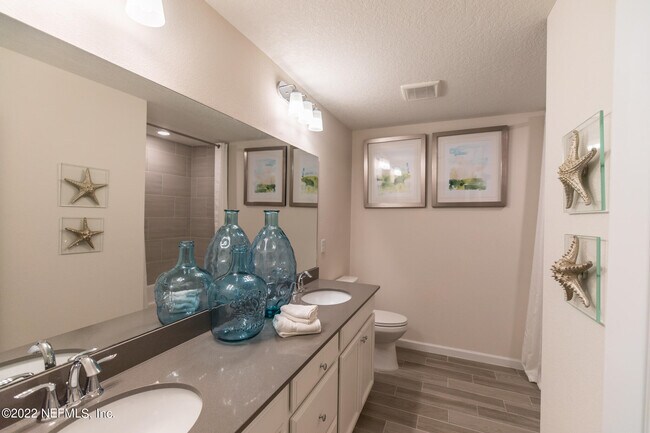 Building Photo - 133 Boracay Cir