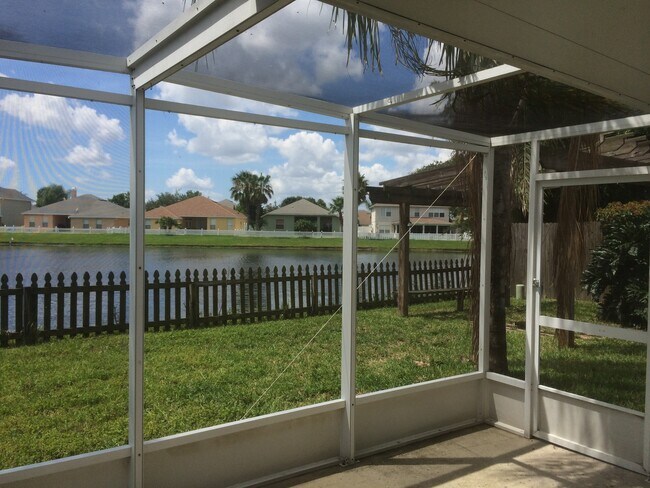 Building Photo - 3 Bedroom/2 Bathroom Beautiful Home in Kis...