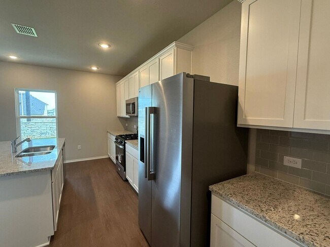 Building Photo - 5004 Sea Salt Dr