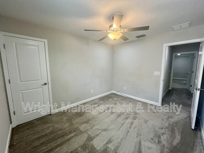 Building Photo - 25149 Lambrusco Loop