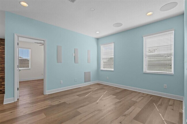 Building Photo - 2515 Portico St