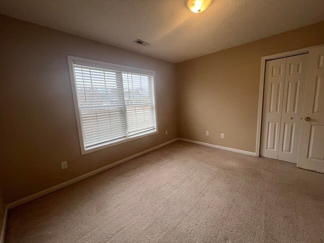 Building Photo - 4460 Maxie St