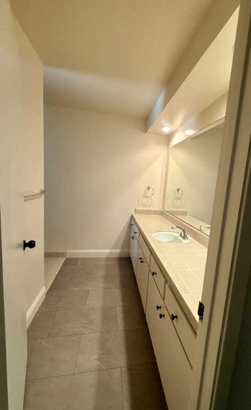 Building Photo - 2582 American River Dr