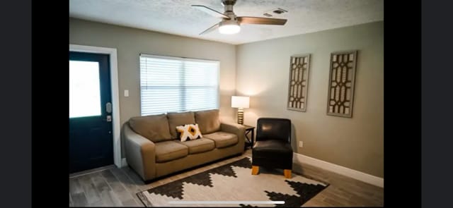 Building Photo - 7016 S Desoto St