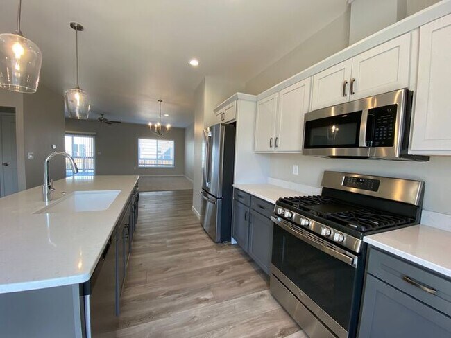 Building Photo - $2,350 | 3 Bedroom, 2.5 Bathroom Town Home | New Construction | No Pets | Sublease* | Available f...