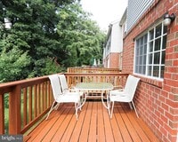 Building Photo - 2 Island Run Ct