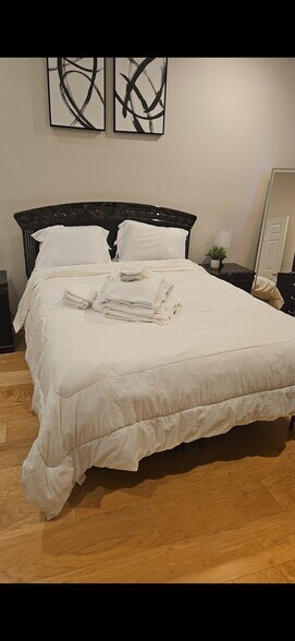 Building Photo - 1133 Stones Throw Dr NW
