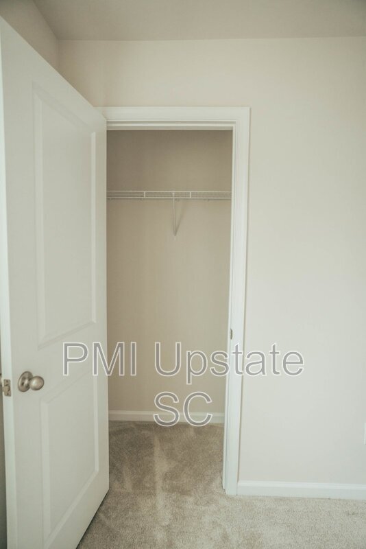 Building Photo - 132 Wls Sta Rd