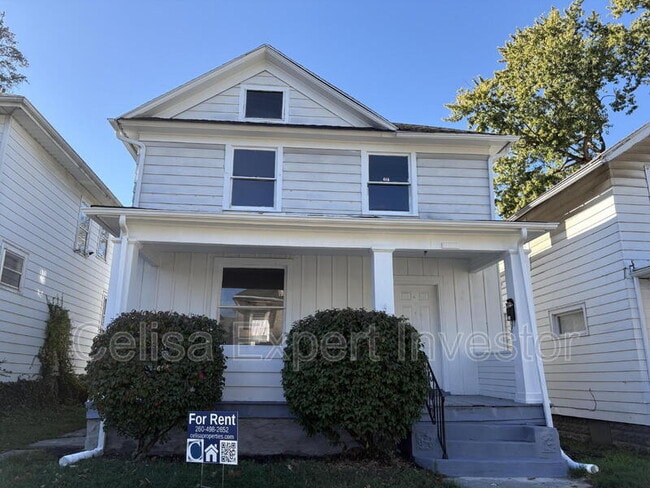Primary Photo - 1205 W Wildwood Ave