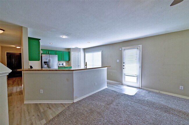 Building Photo - 19803 Lindenwick Ct
