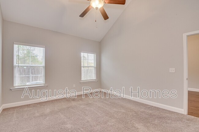 Building Photo - 5352 Nikki Way