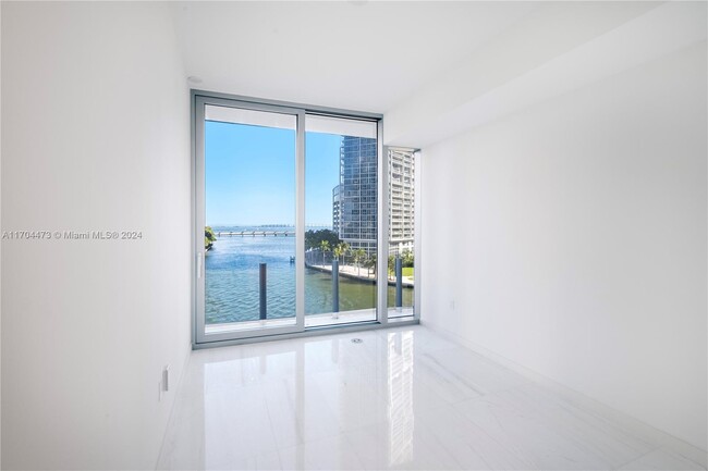 Building Photo - 300 Biscayne Blvd Way