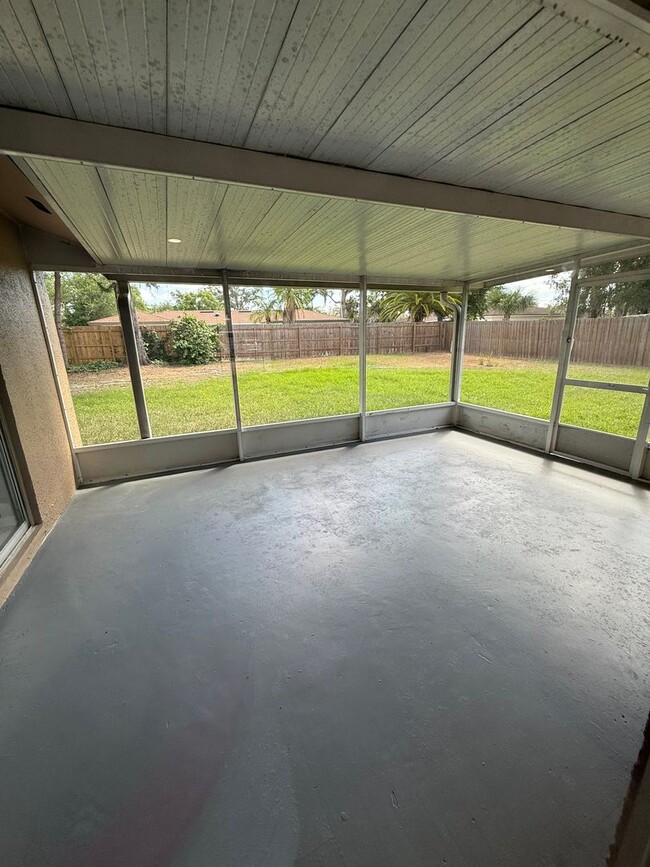 Building Photo - Remodeled Home in Longwood