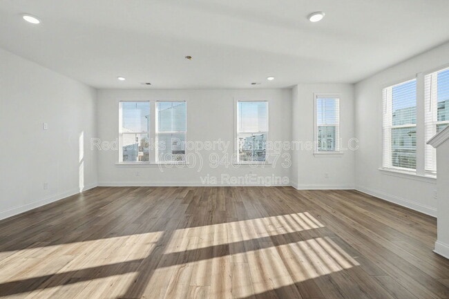 Building Photo - 9240 Walnut Hl Rd NW