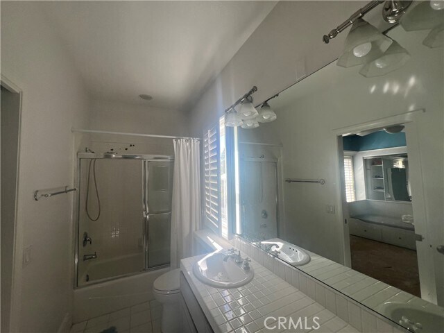 Building Photo - 18 Castle Pines