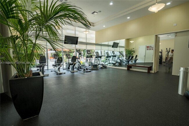 Building Photo - 18800 NE 29th Ave