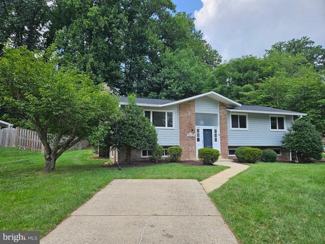 Primary Photo - 5021 Swinton Dr