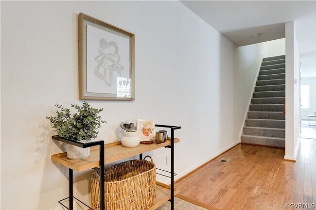 Building Photo - Charming 3BR House in Richmond