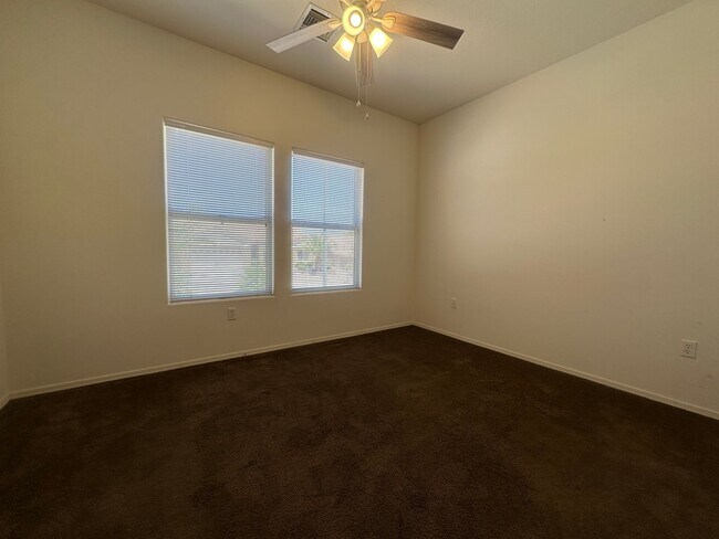 Building Photo - Sun City Summerlin 2 Bedroom