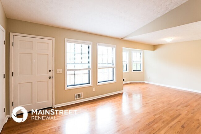 Building Photo - 2680 Robin Way Ct SW