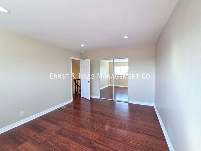 Building Photo - 926 E Bastanchury Rd