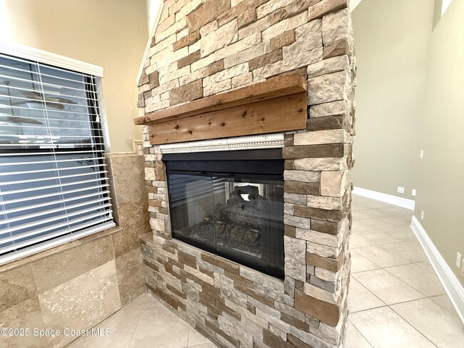 Building Photo - 108 Windward Way