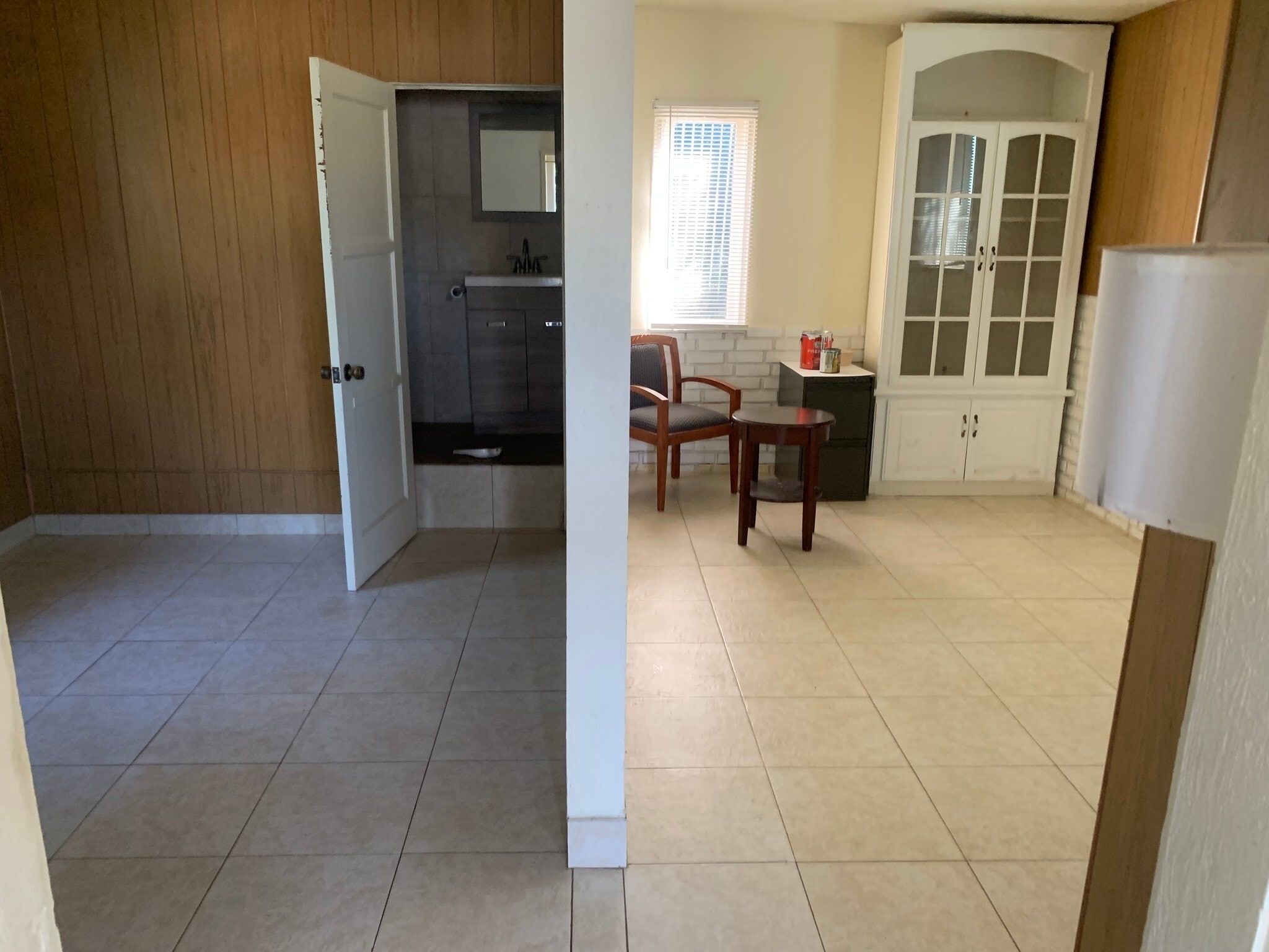 Building Photo - 3708 Linda Vista Dr