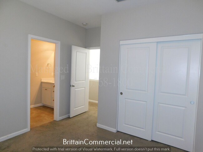 Building Photo - 1702 Brodea Ln