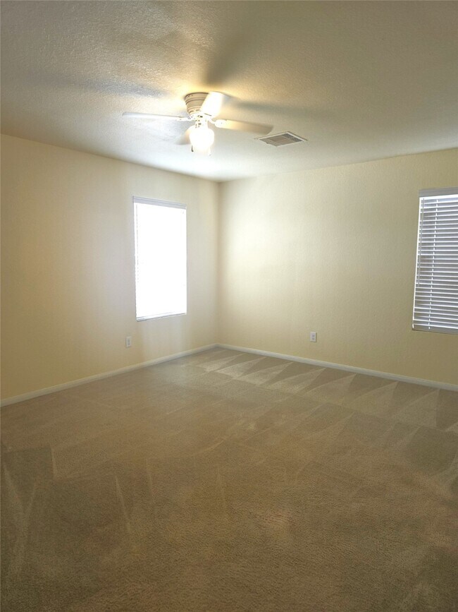 Building Photo - 2431 Cloudy Bay Dr
