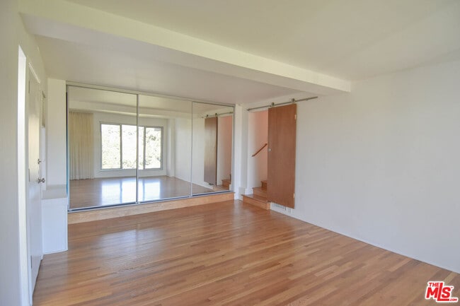 Building Photo - 8895 Appian Way