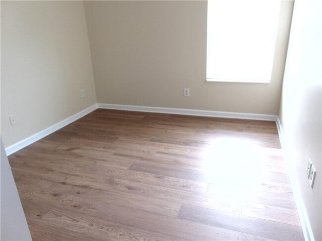 Building Photo - 5227 Mill Way