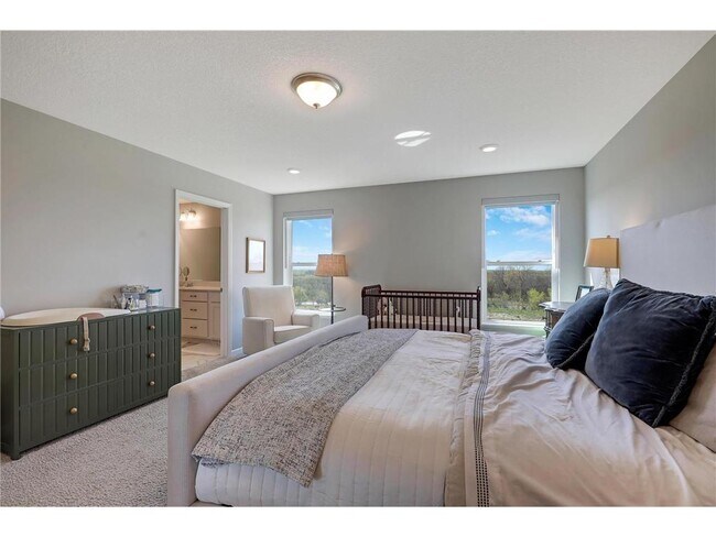 Building Photo - 6743 Bluestem Wy