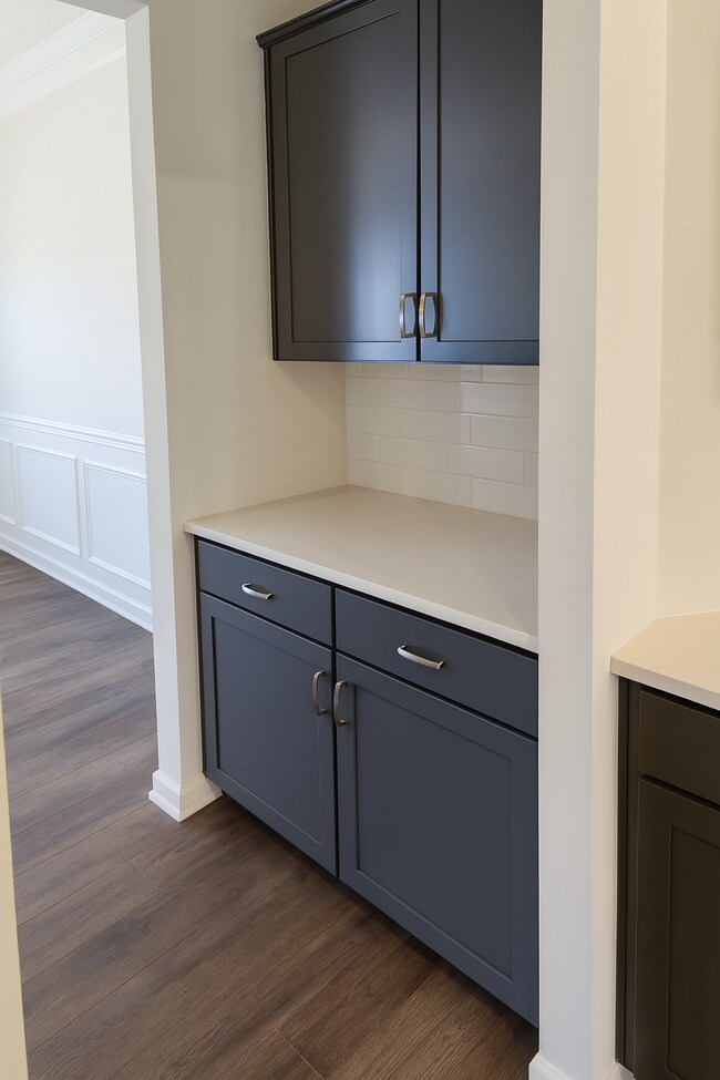 Building Photo - 6100 Trinity Xing Cir