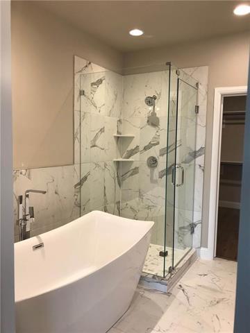 Building Photo - 6031 Page St