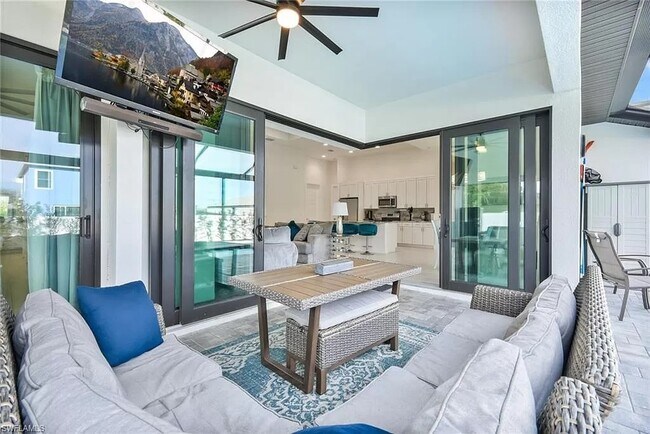 Building Photo - 2825 SW 3rd St