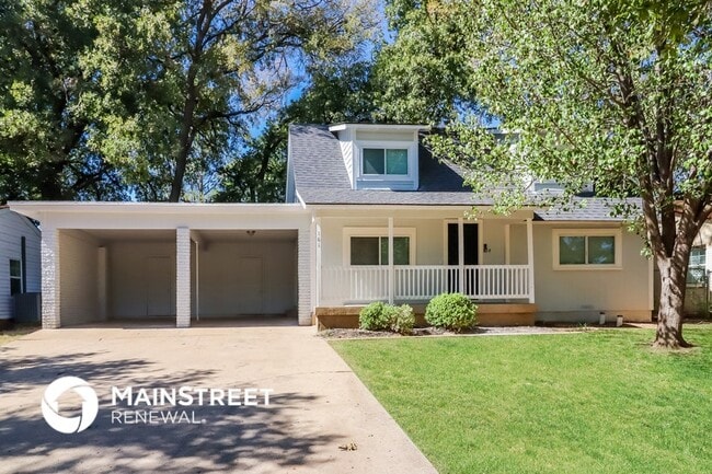 Building Photo - 161 E Shore Dr