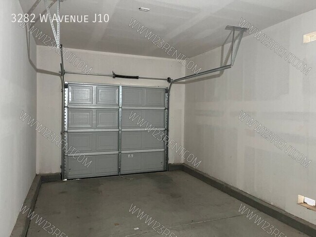 Building Photo - 3282 W Ave J 10