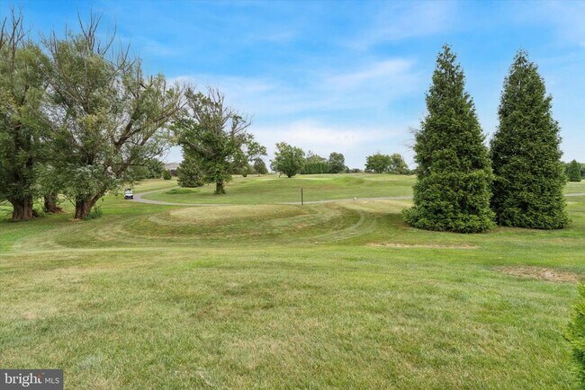 Building Photo - 214 Troon Ct