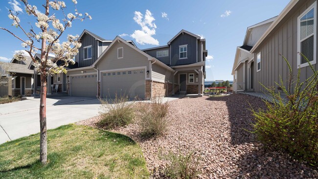 Primary Photo - Rockrimmon Townhouse with 2 car garage