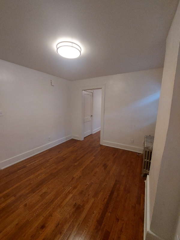 Building Photo - 2063 Beechmont Ave